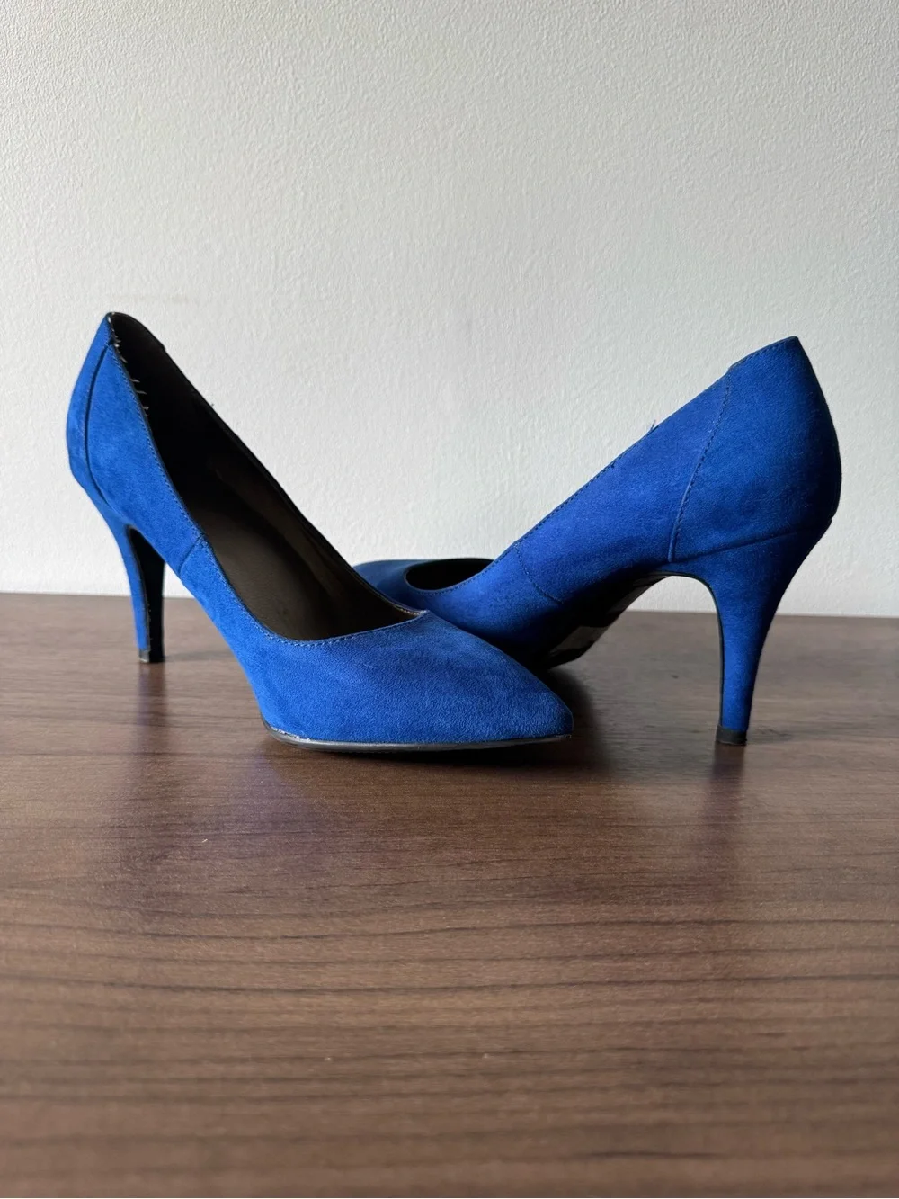 Women's Classic Pointed-Toe Mid Heel Pumps in Cobalt Blue